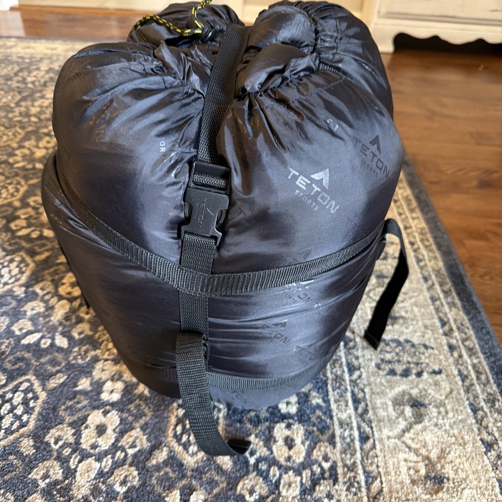 TETON Sports Celsius XXL 101R Sleeping Bag - Black